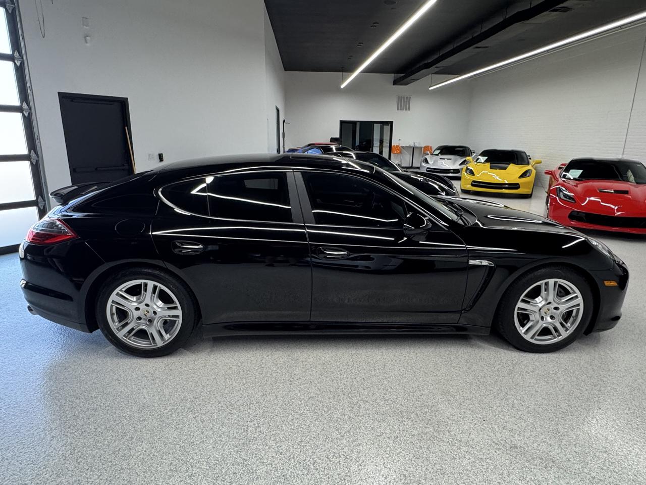 Porsche Panamera  2013