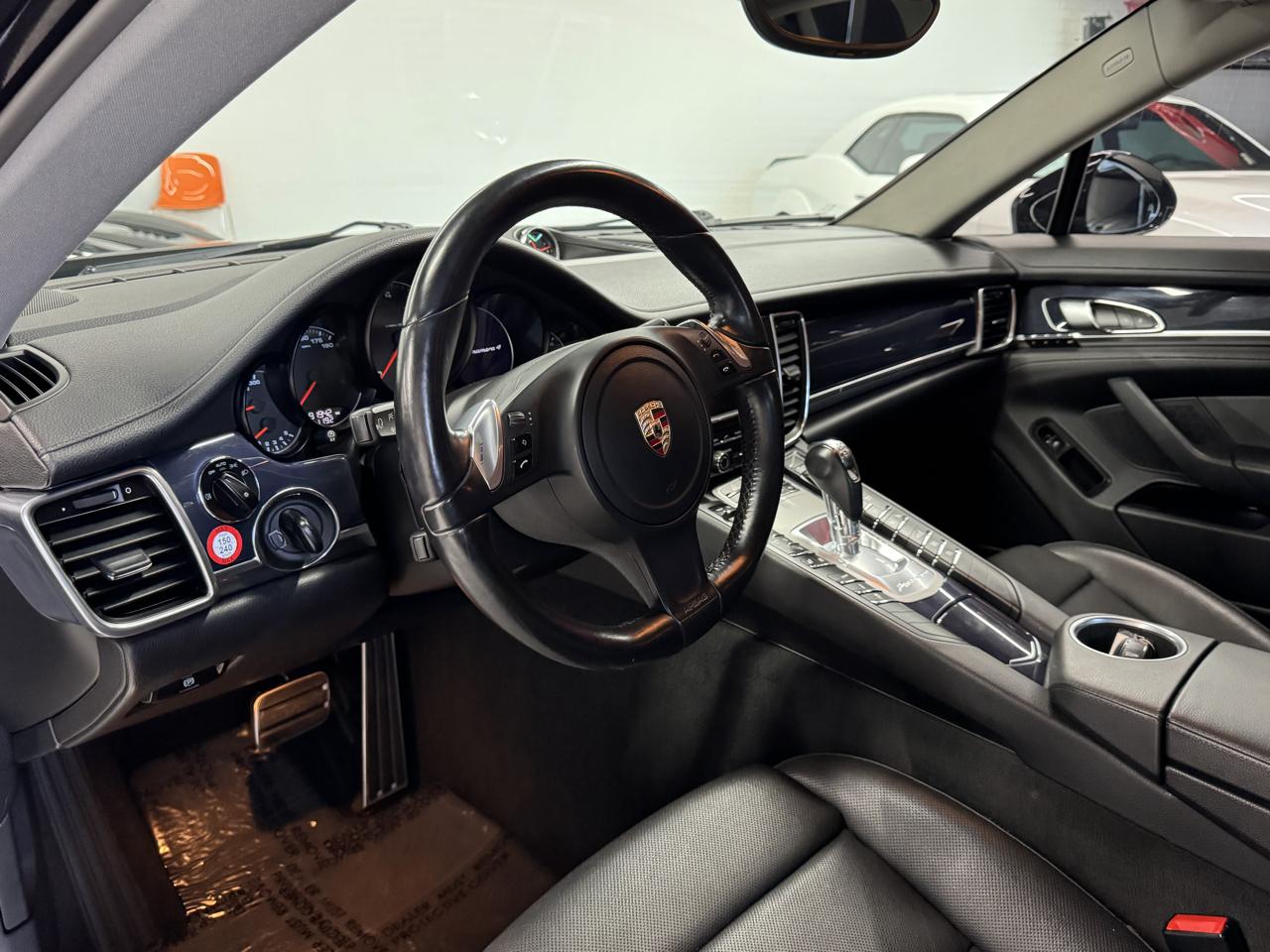 Porsche Panamera  2013
