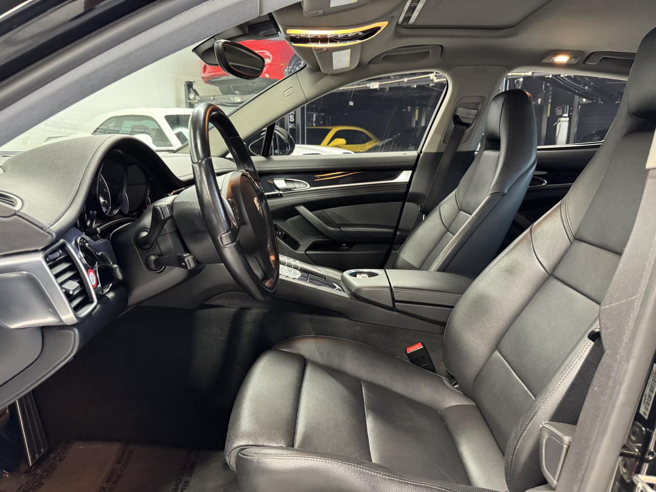 Porsche Panamera  2013