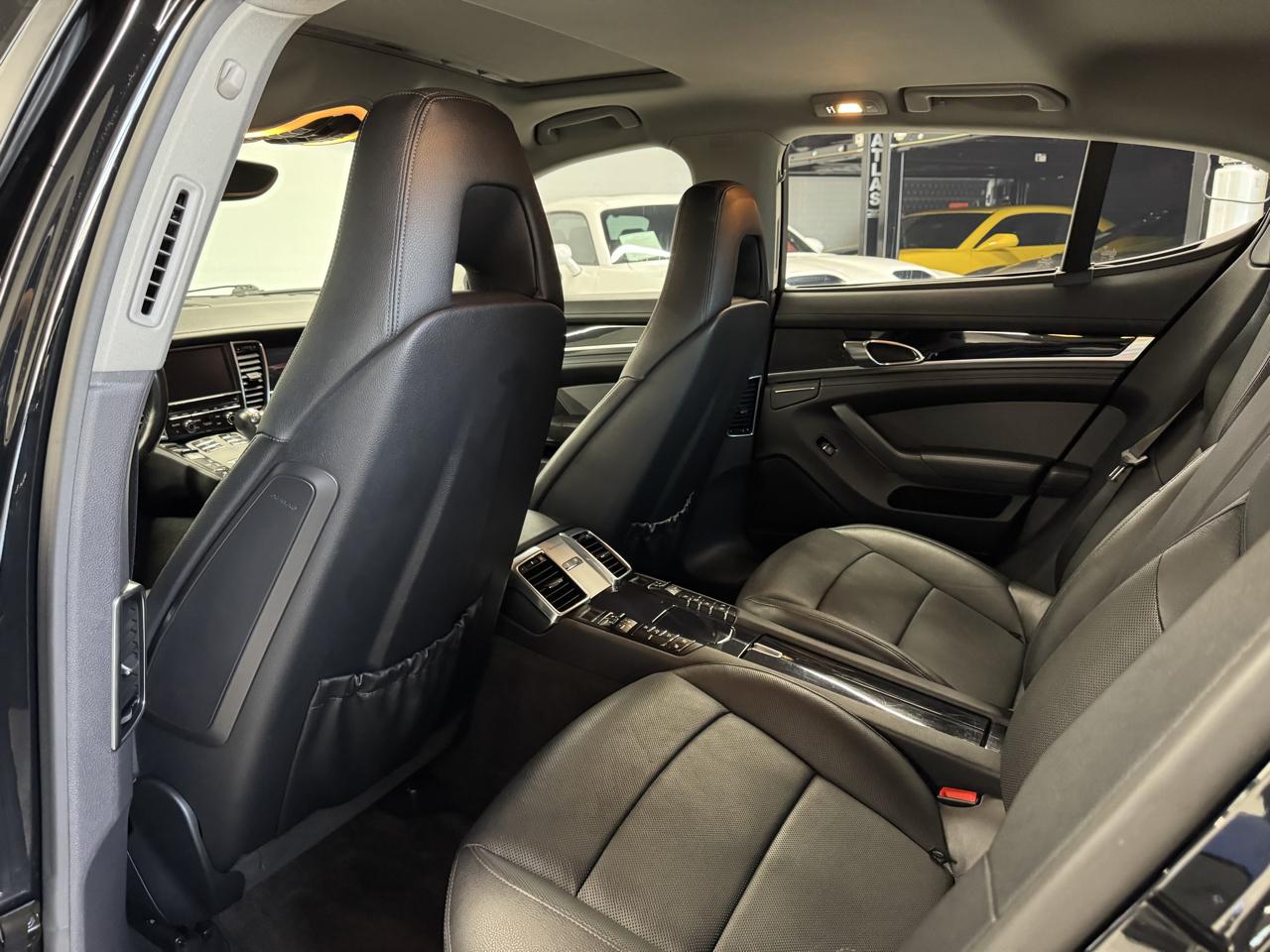 Porsche Panamera  2013