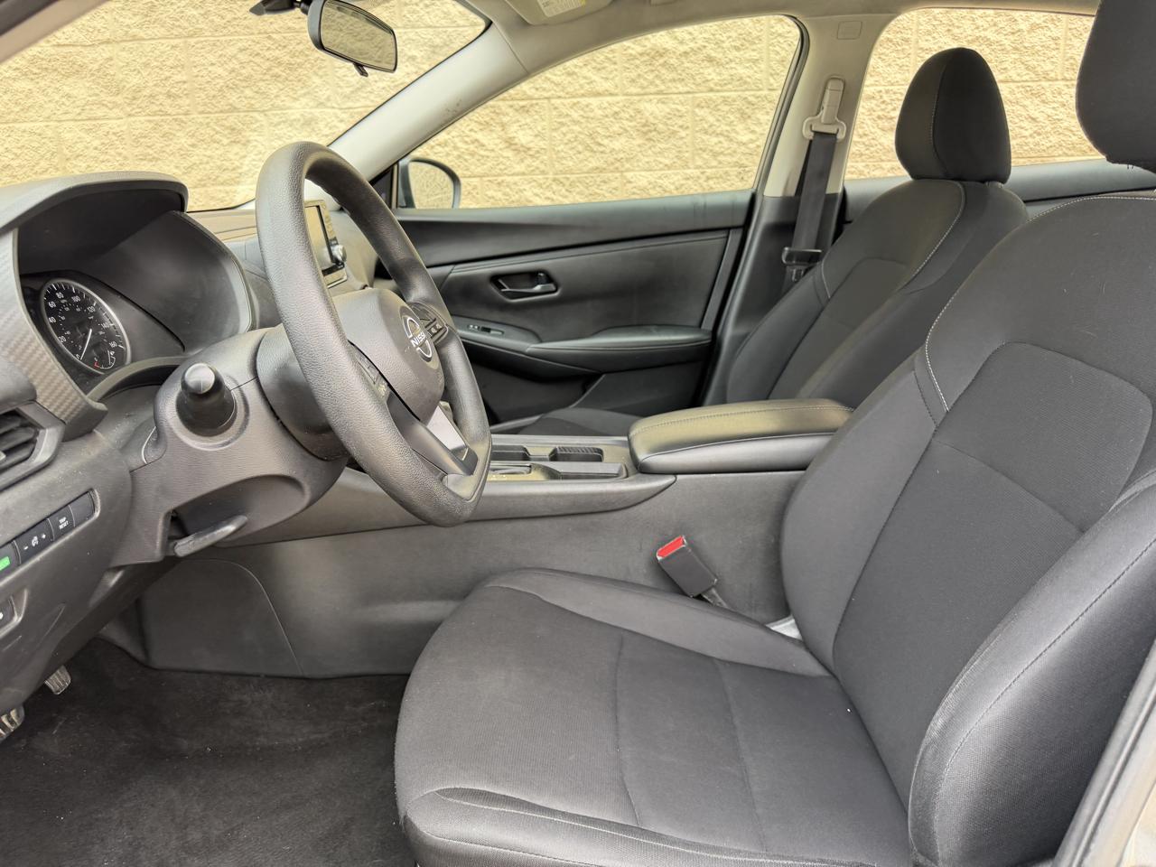 Nissan Sentra S 2024