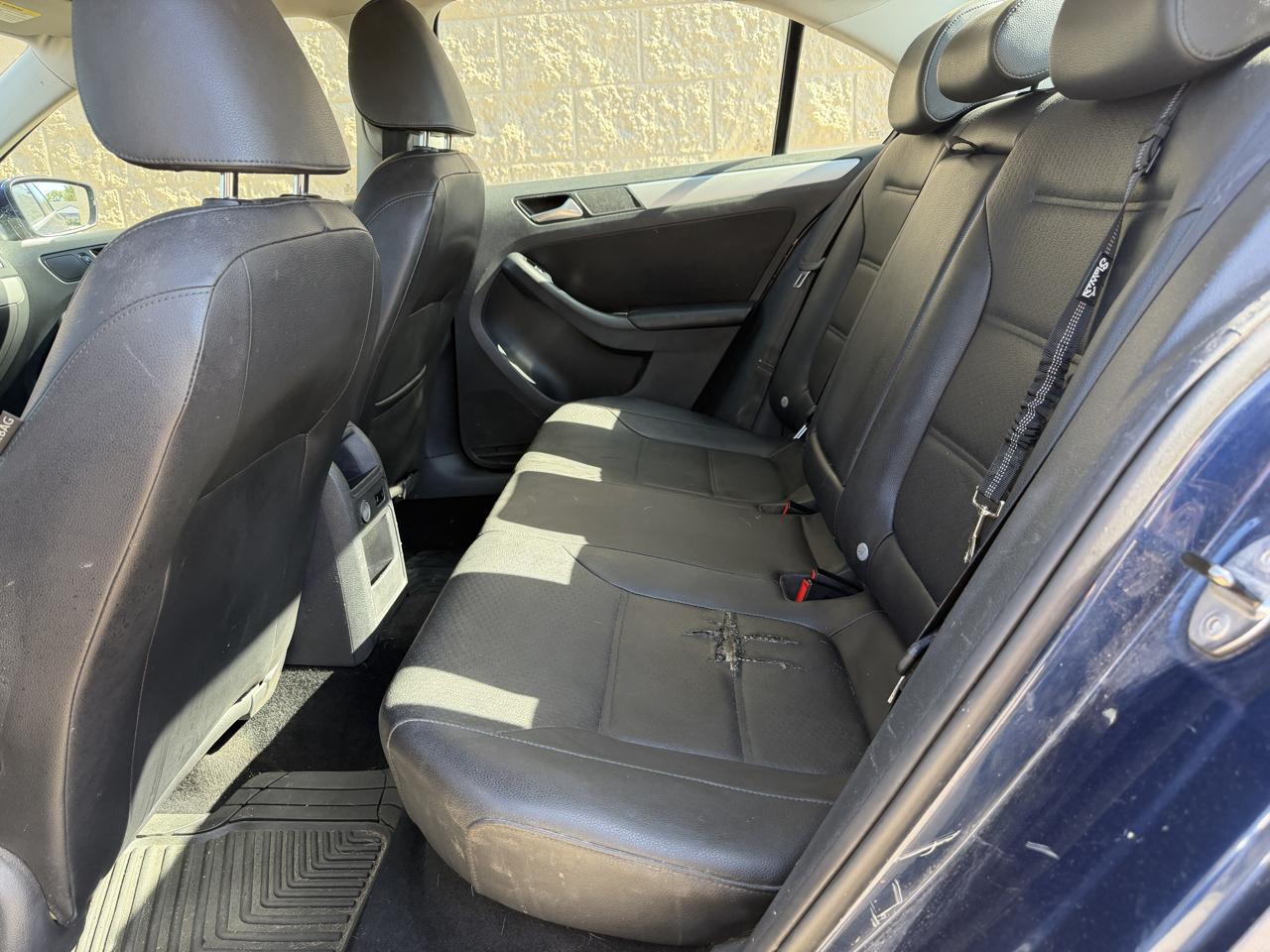 Volkswagen Jetta Sedan 4dr Auto SE 2013