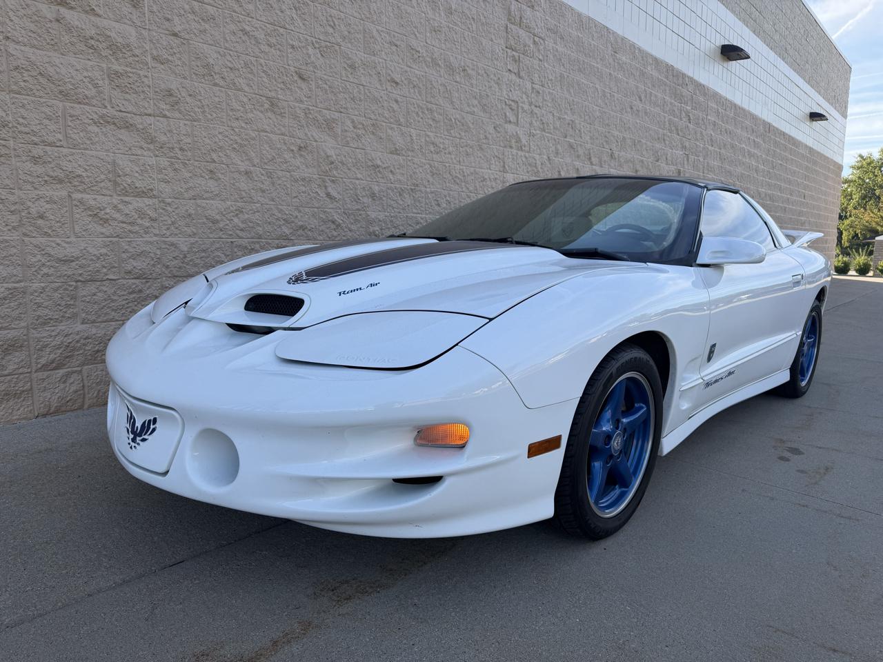 Pontiac Firebird Trans Am WS6 1999