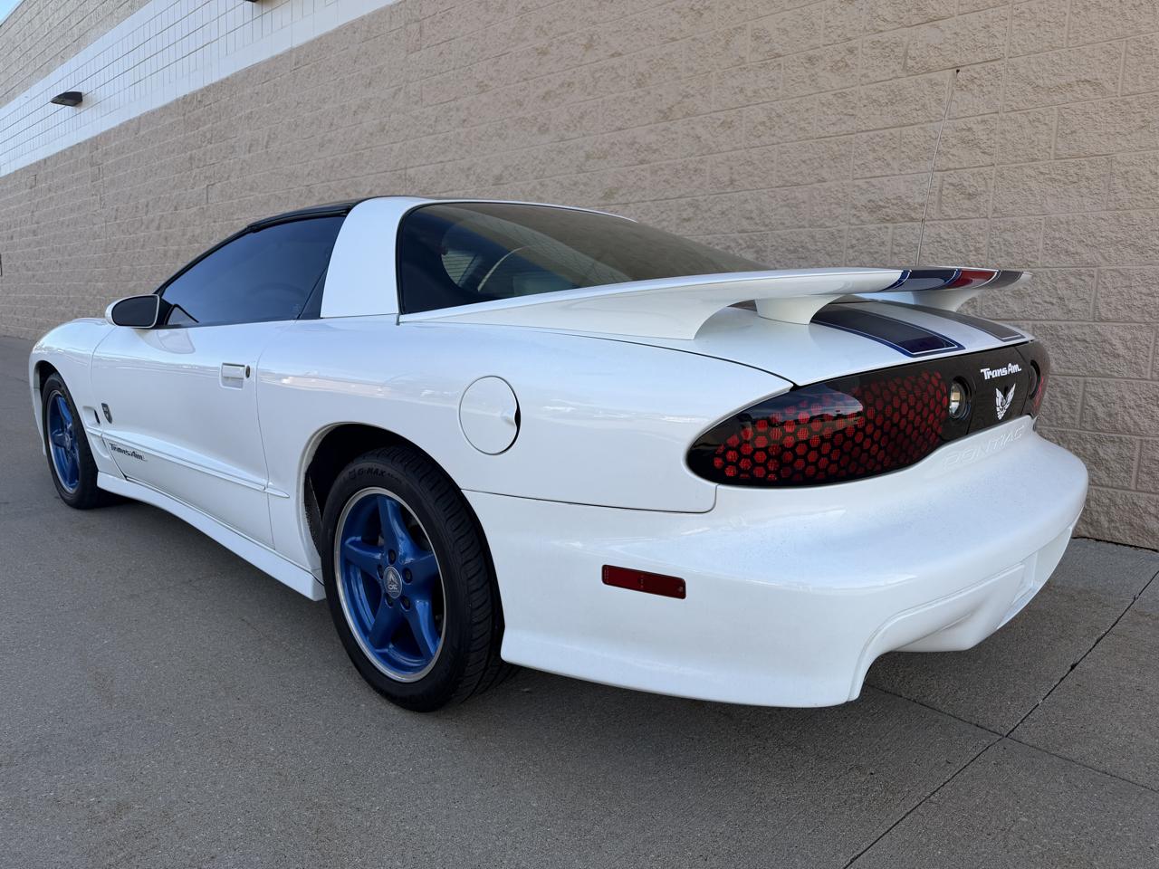Pontiac Firebird Trans Am WS6 1999