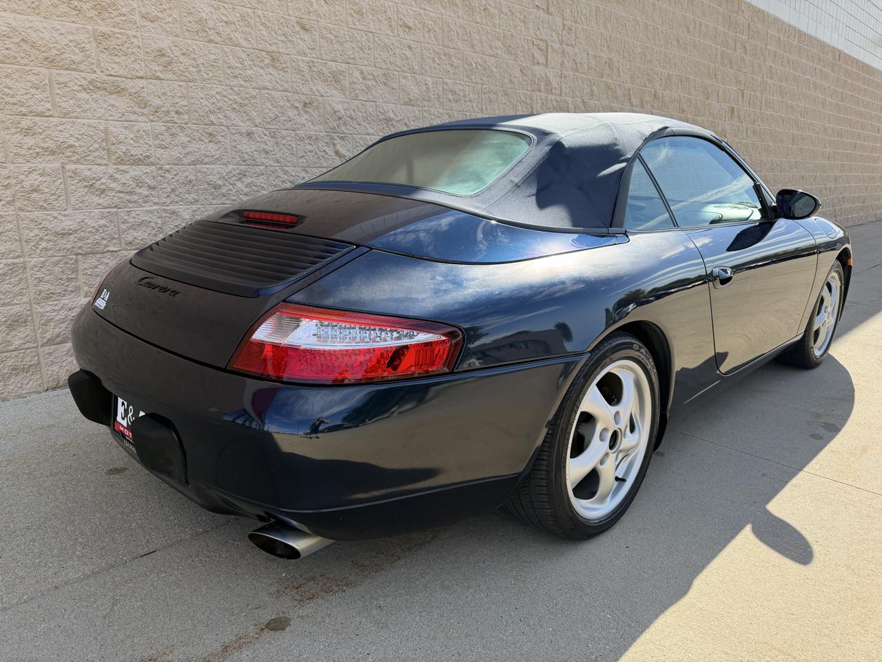 Porsche 911 Carrera  1999