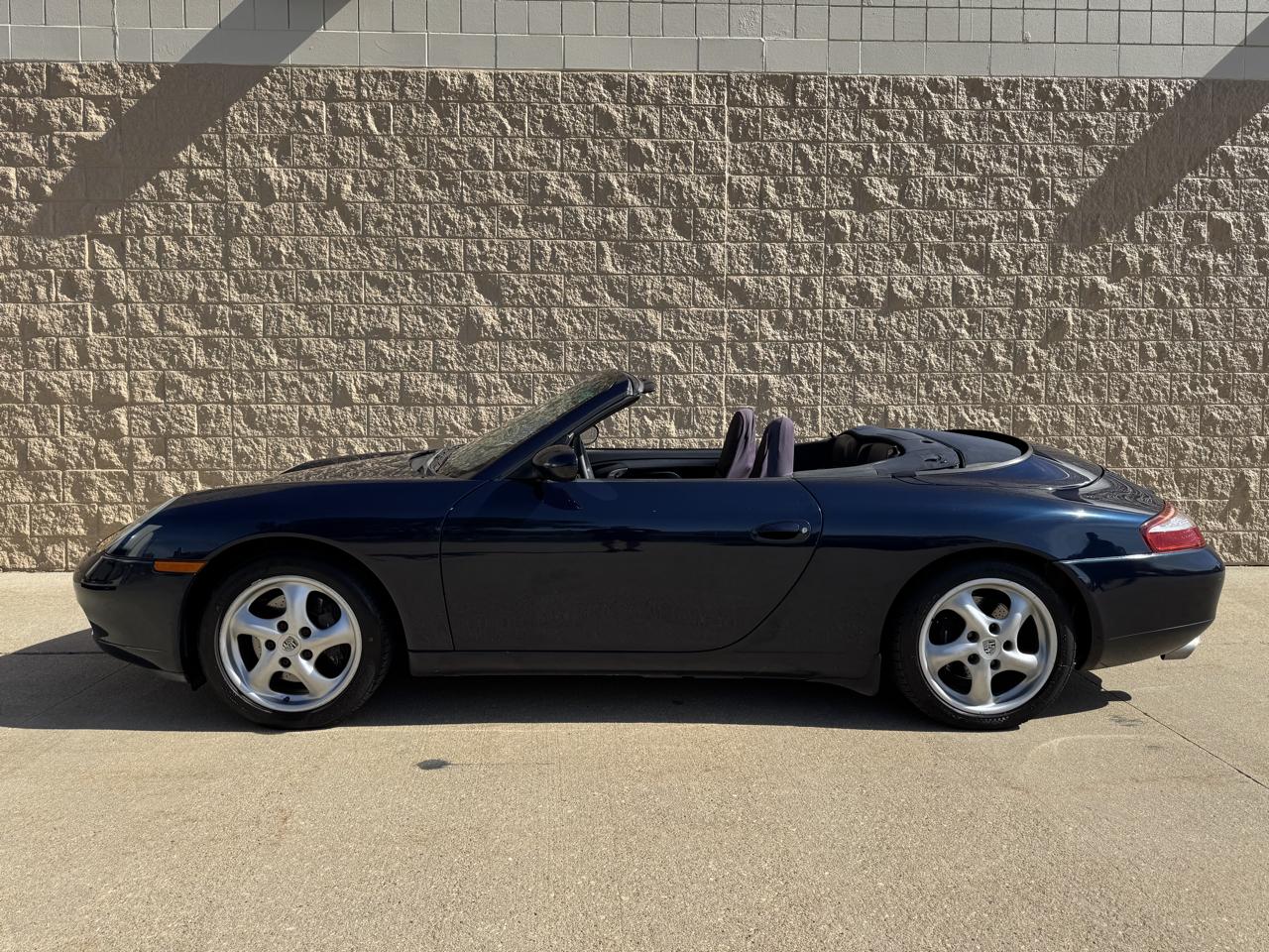 Porsche 911 Carrera  1999