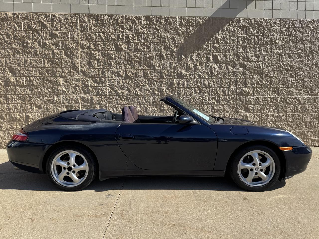 Porsche 911 Carrera  1999