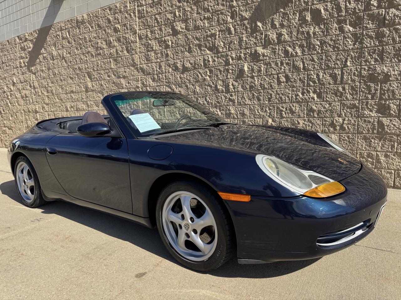 Porsche 911 Carrera  1999