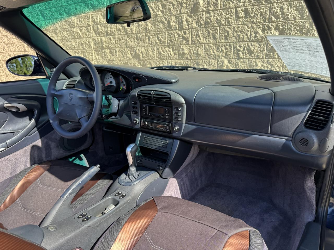 Porsche 911 Carrera  1999