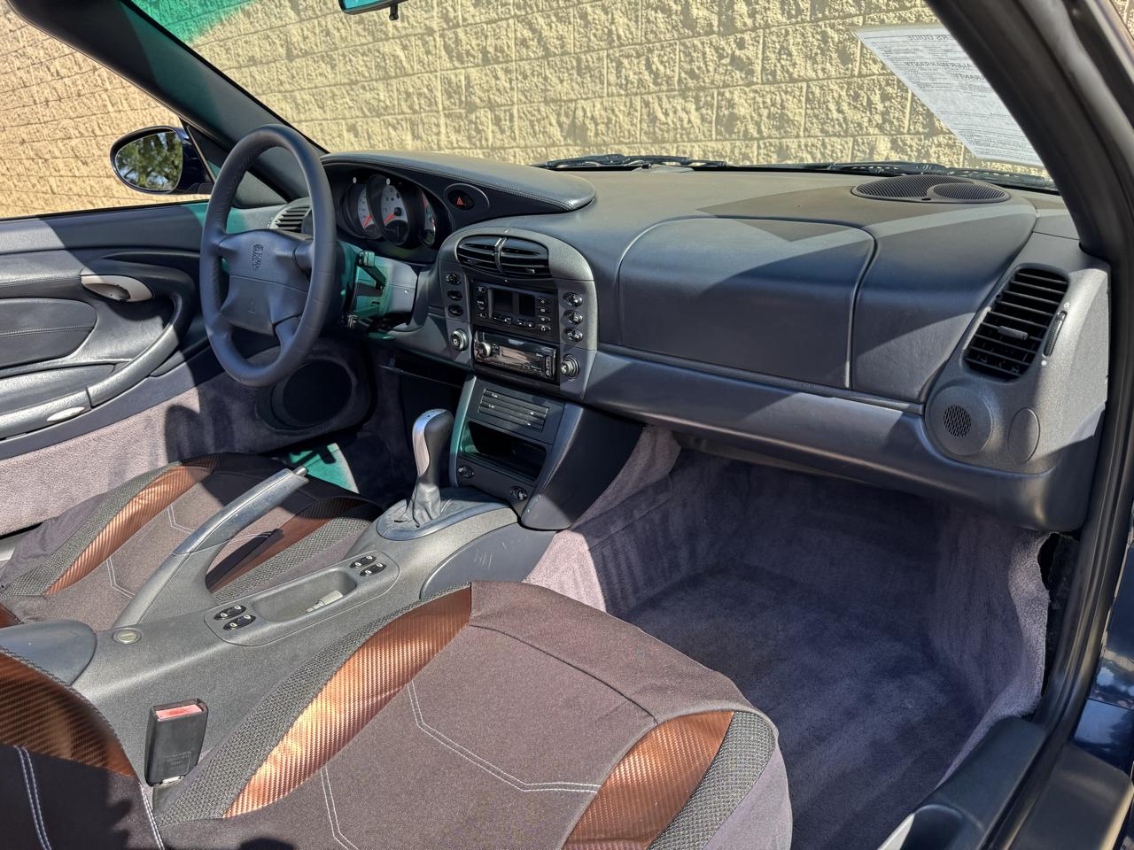 Porsche 911 Carrera  1999