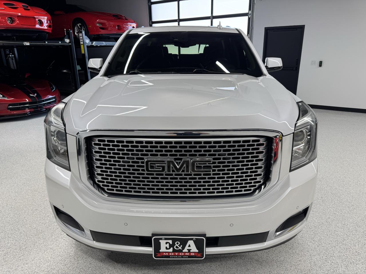 GMC Yukon Denali 2016