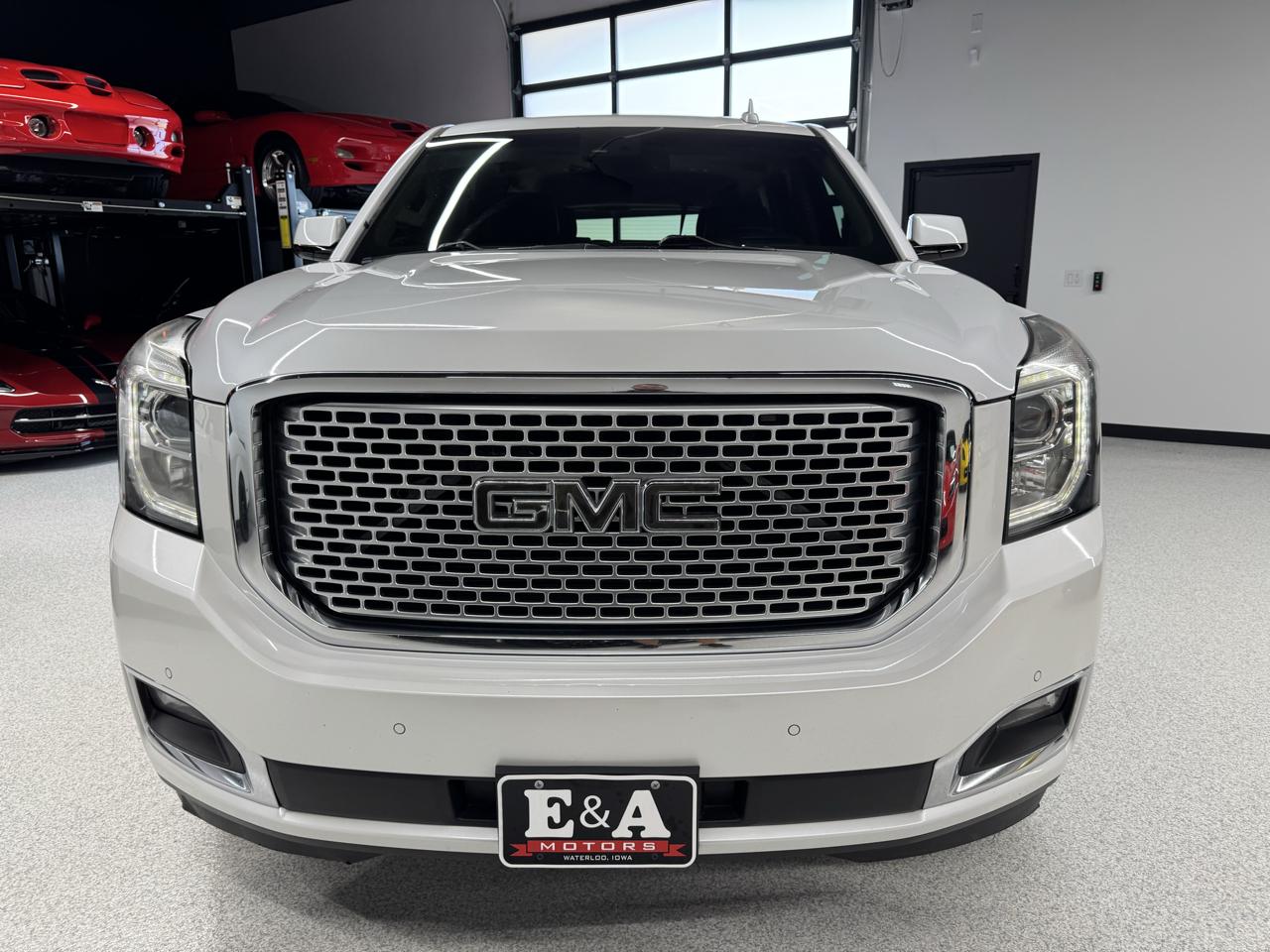 GMC Yukon Denali 2016
