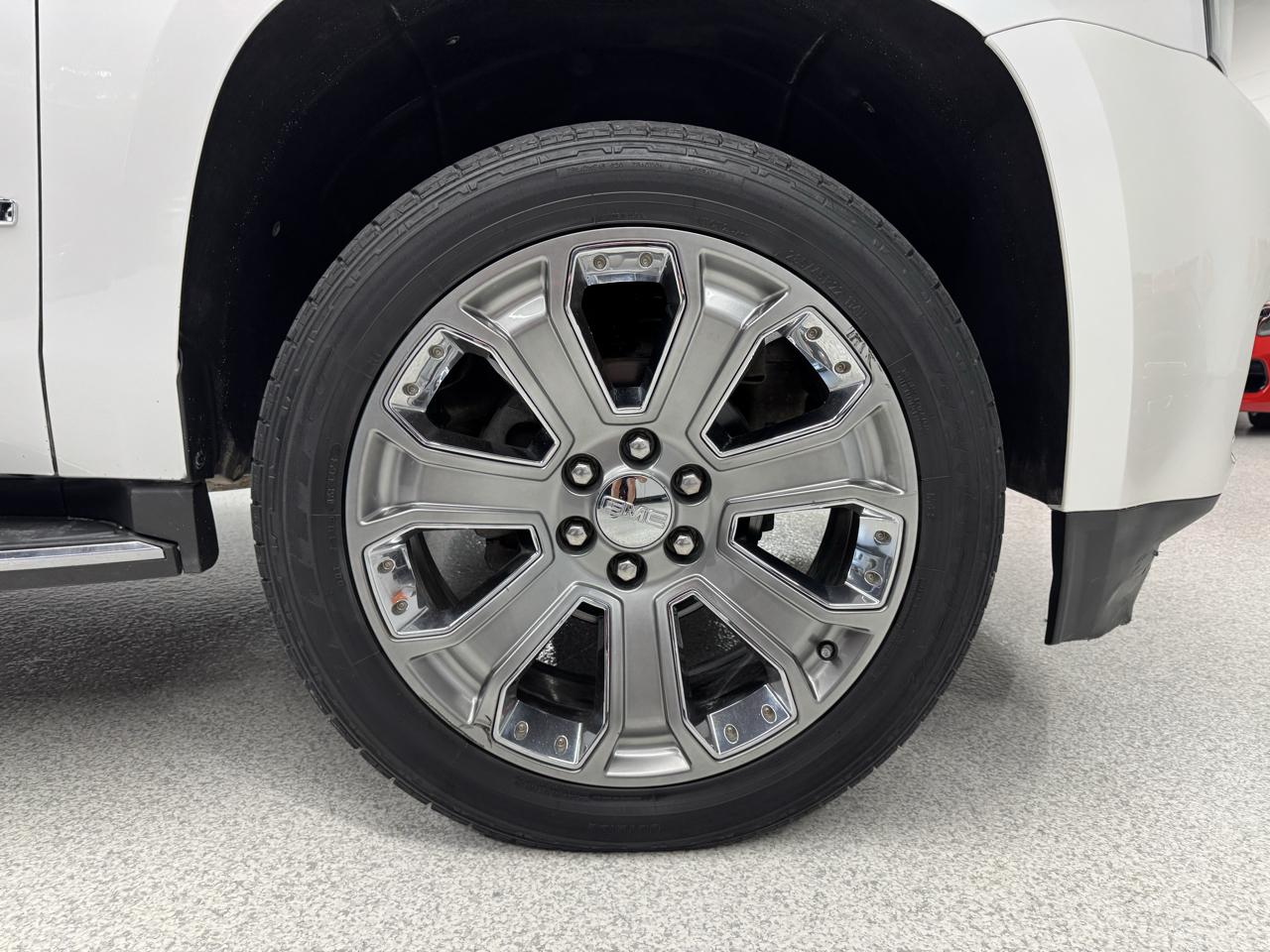 GMC Yukon Denali 2016