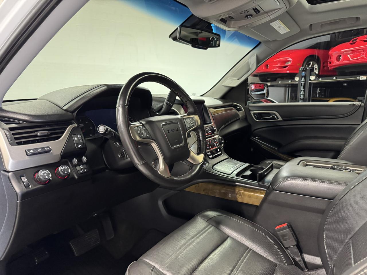 GMC Yukon Denali 2016