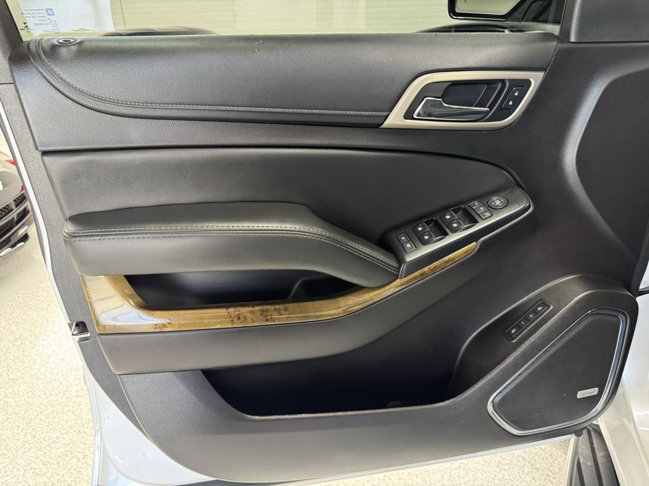 GMC Yukon Denali 2016