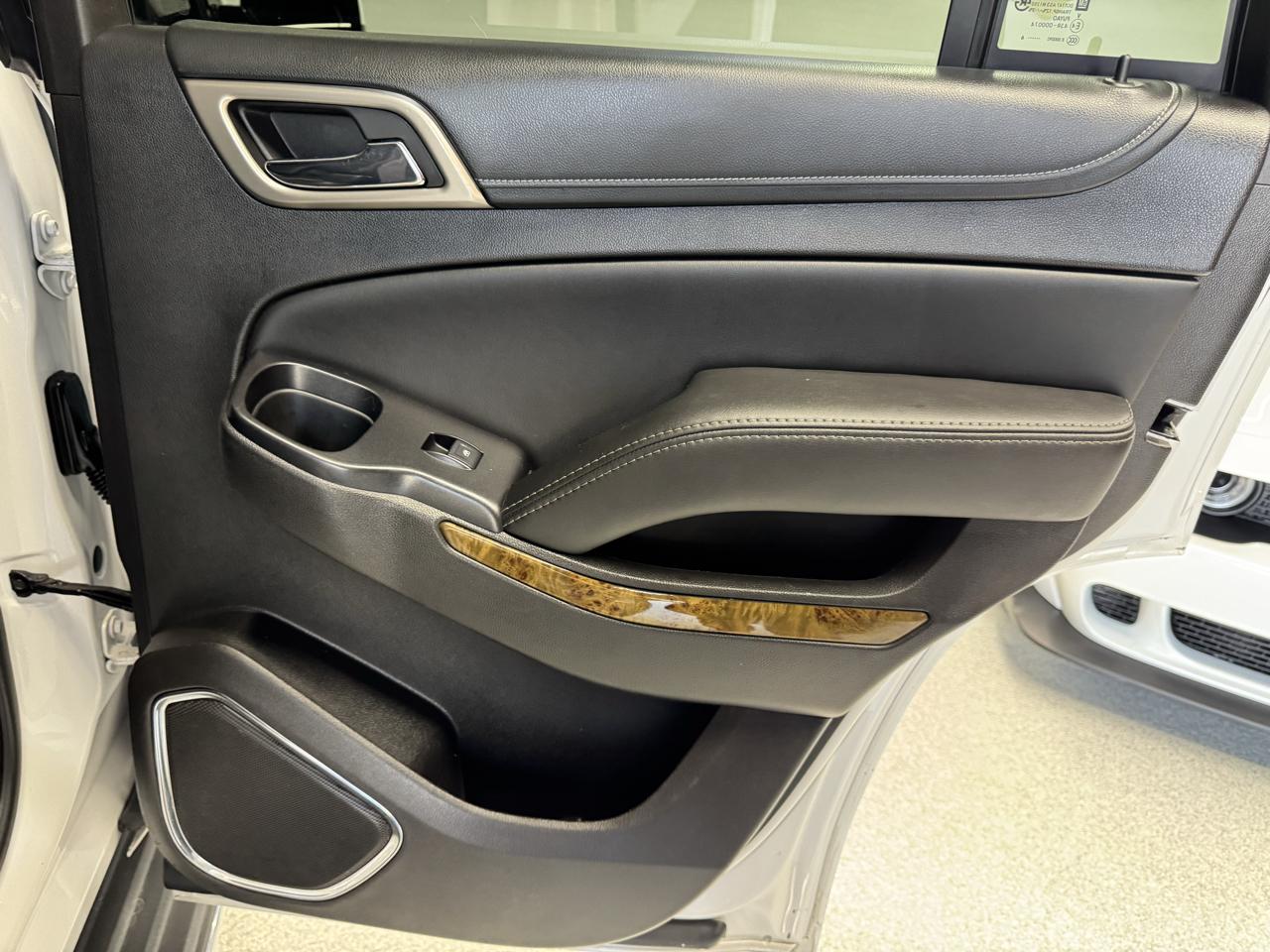 GMC Yukon Denali 2016