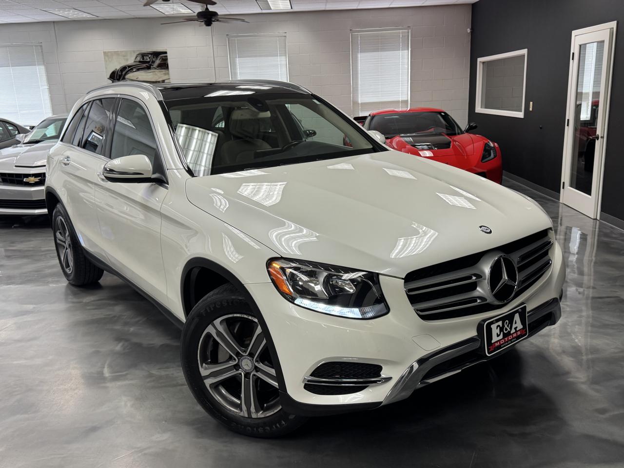 Mercedes-Benz GLC GLC 300 4MATIC SUV 2017