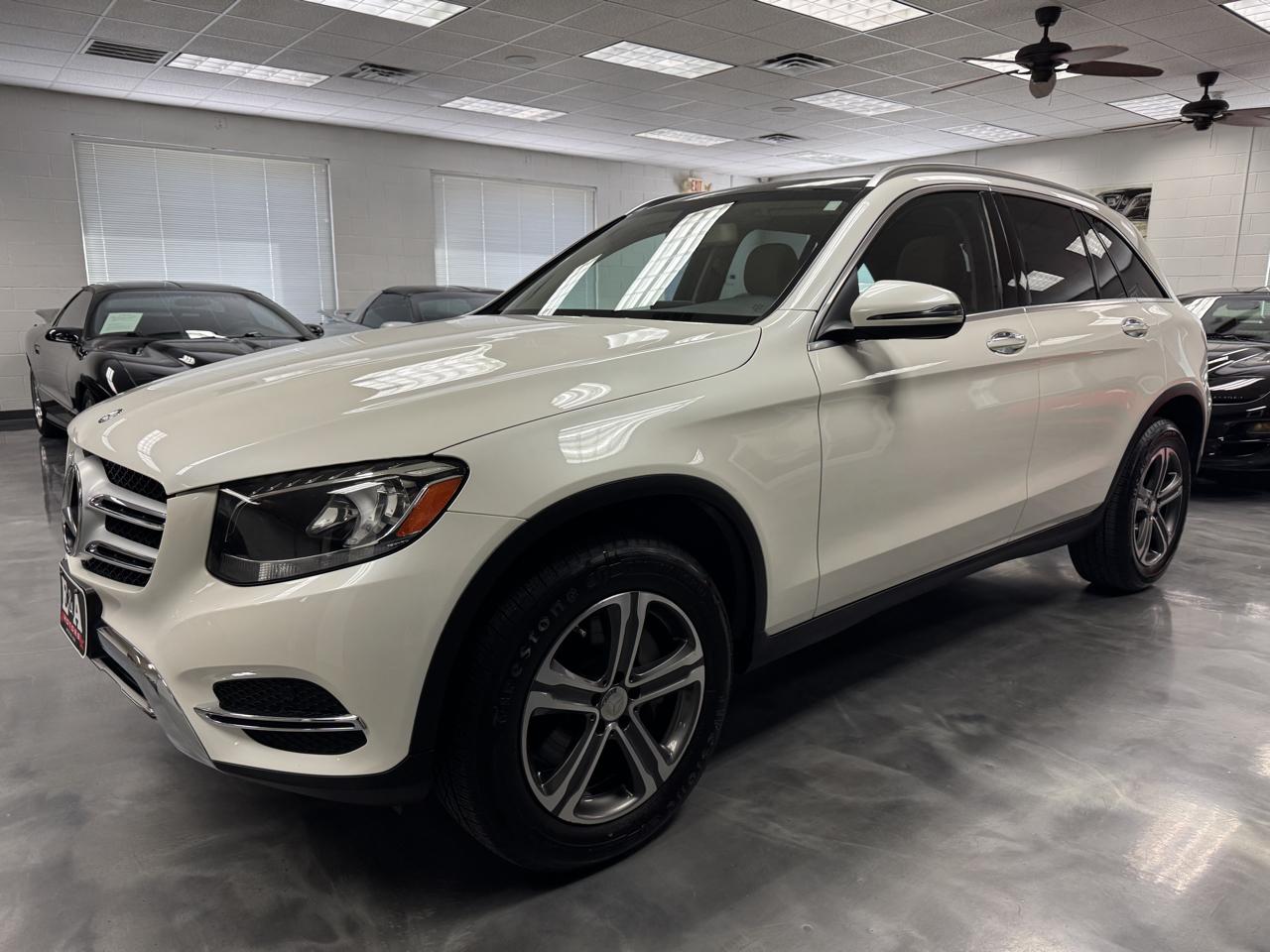 Mercedes-Benz GLC GLC 300 4MATIC SUV 2017