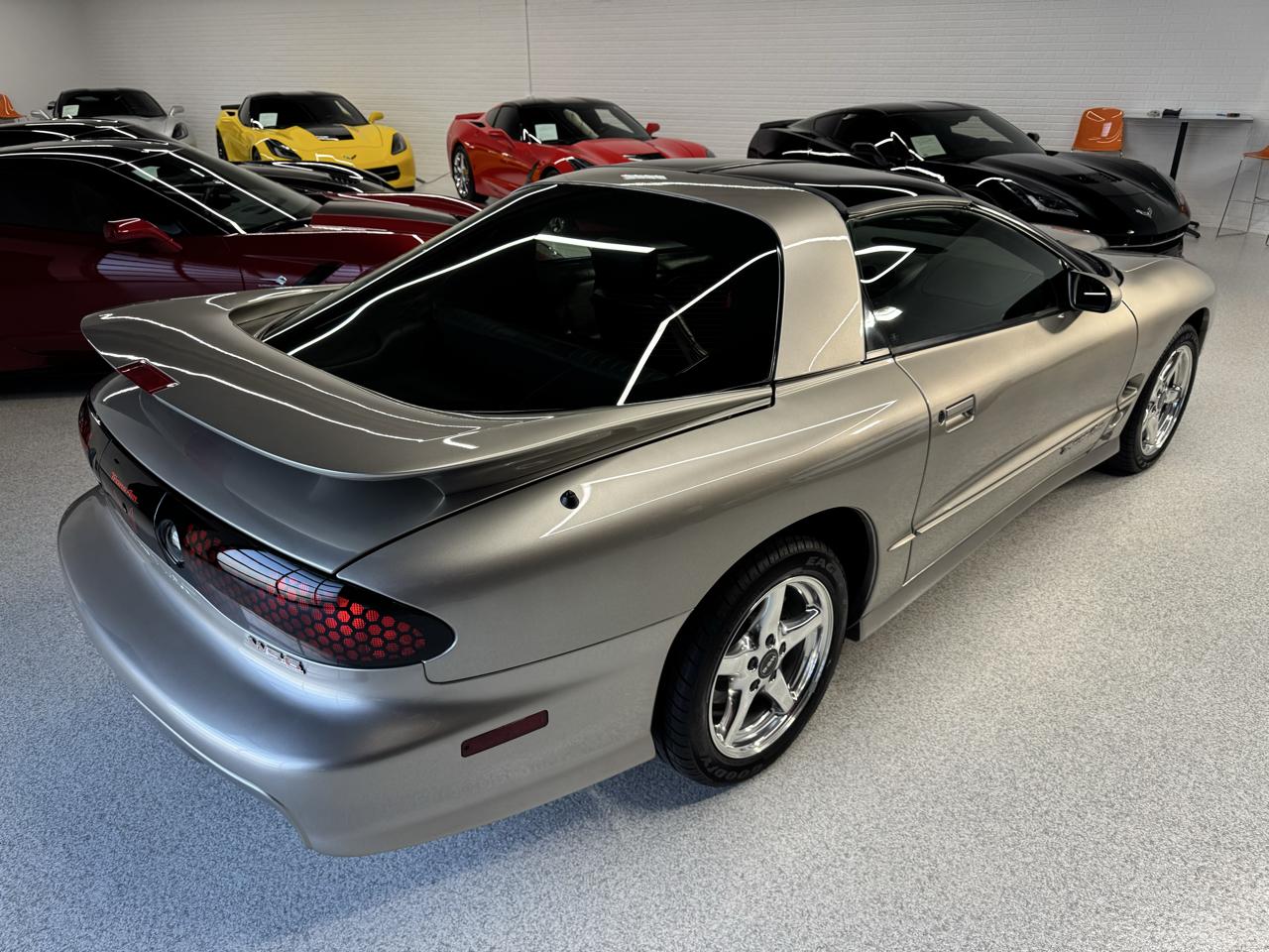 Pontiac Firebird Trans Am WS6 2000