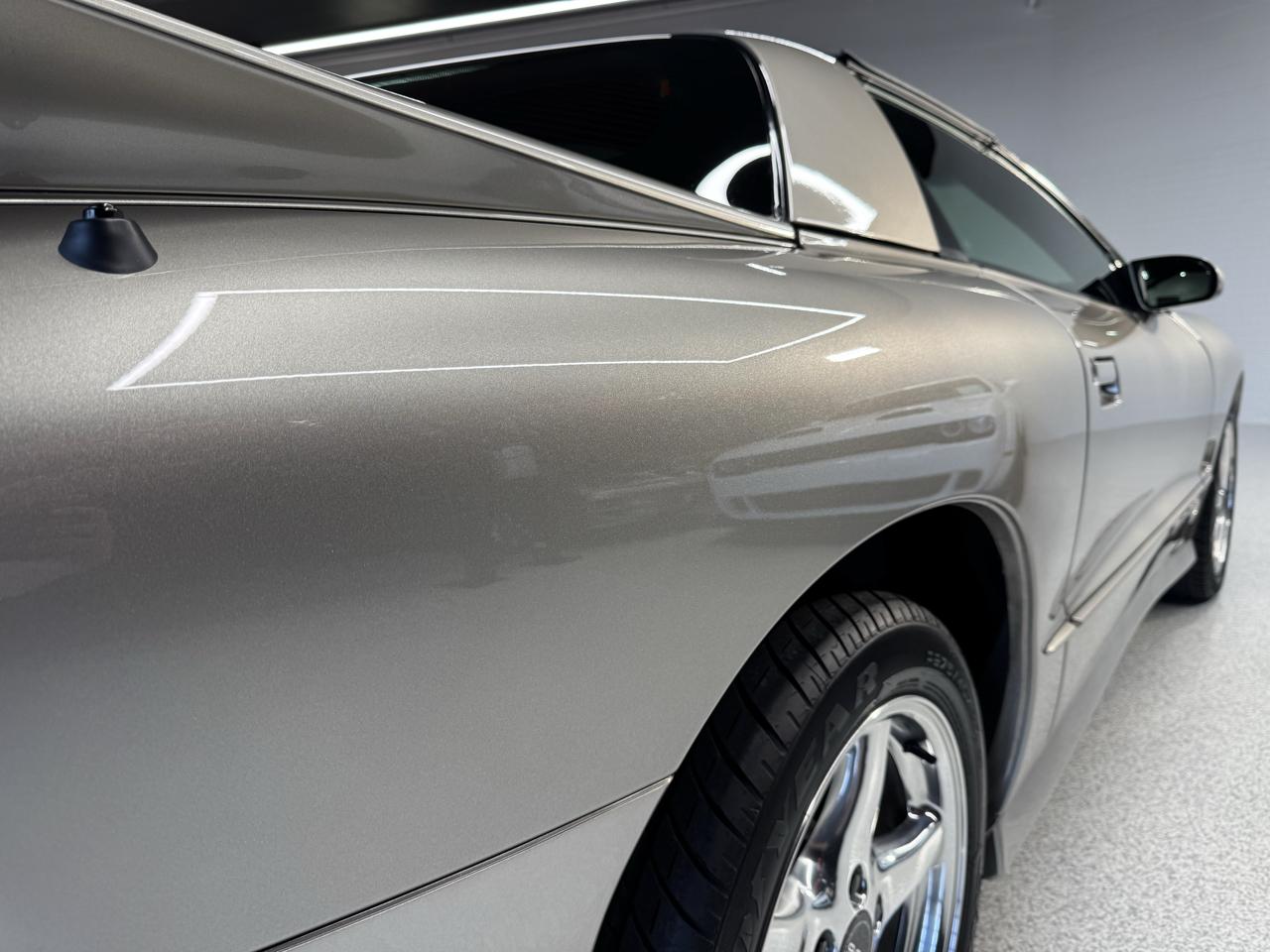 Pontiac Firebird Trans Am WS6 2000