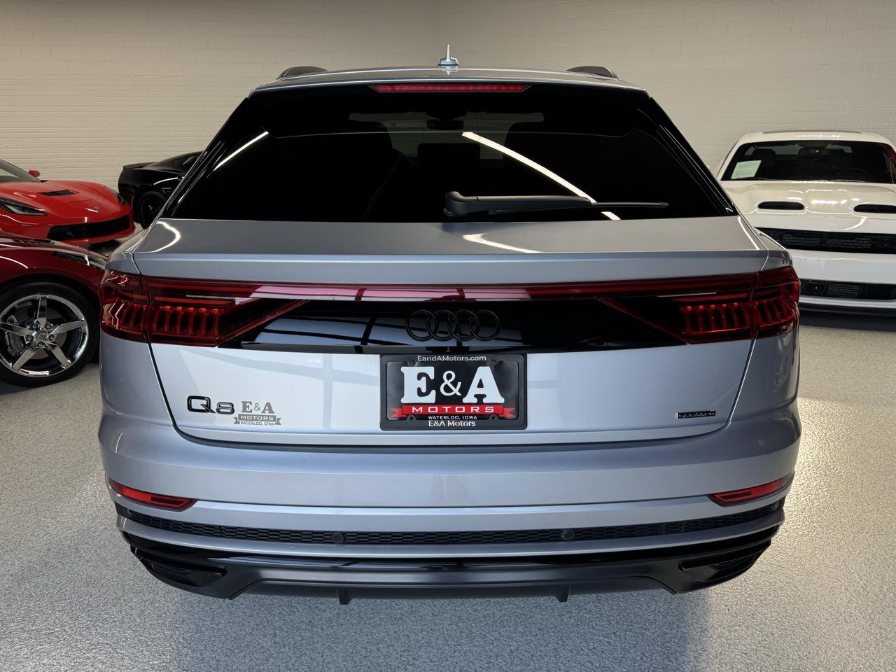 Audi Q8 Premium Plus 55 TFSI quattro 2022