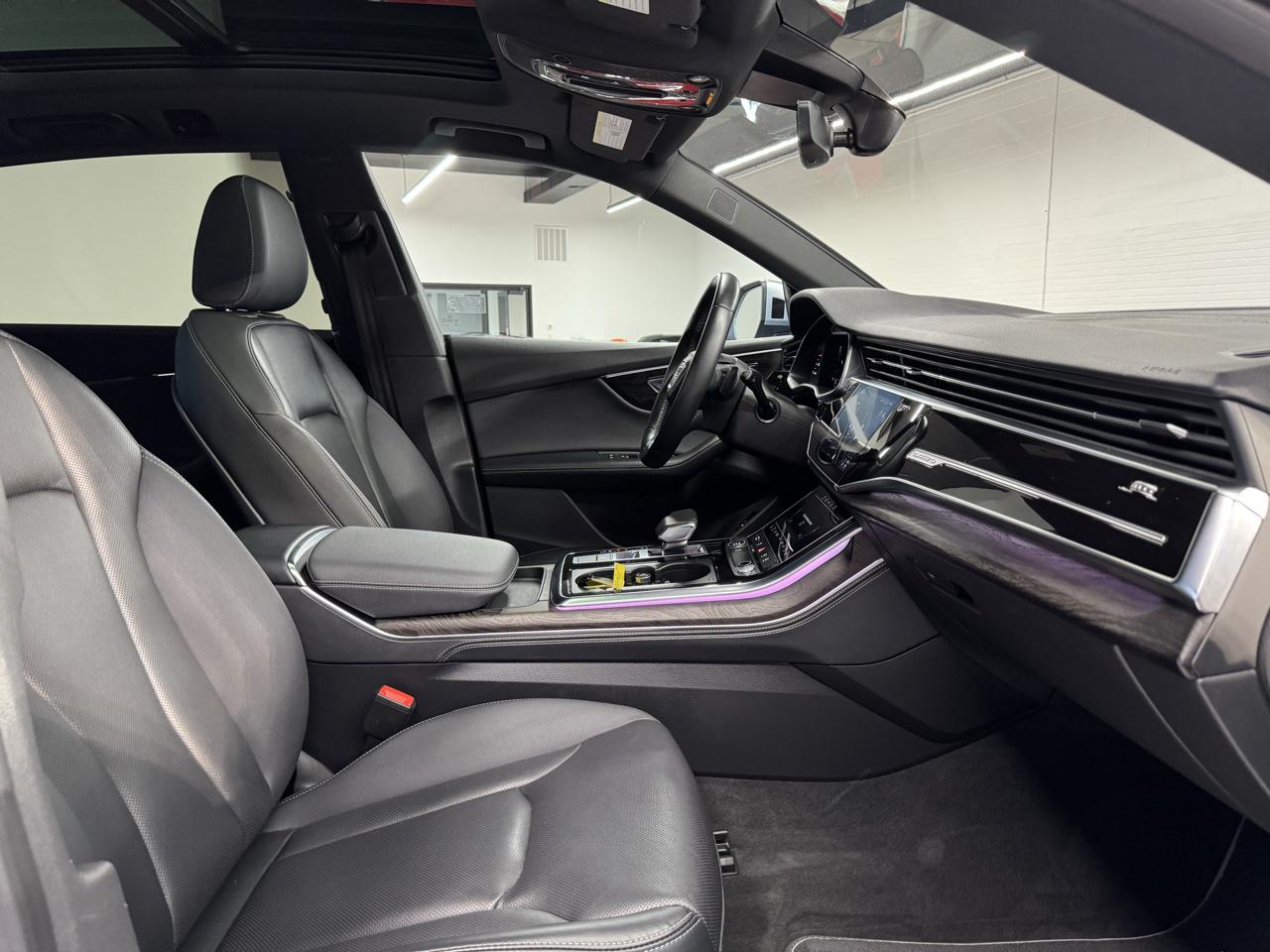 Audi Q8 Premium Plus 55 TFSI quattro 2022