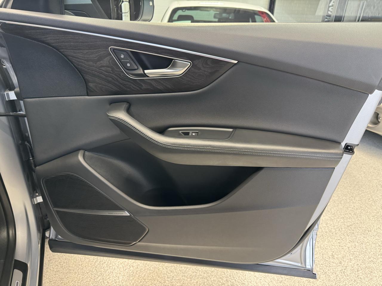 Audi Q8 Premium Plus 55 TFSI quattro 2022