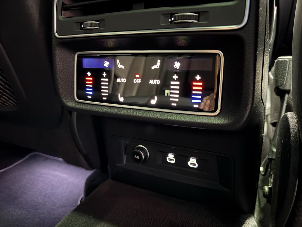 Audi Q8 Premium Plus 55 TFSI quattro 2022