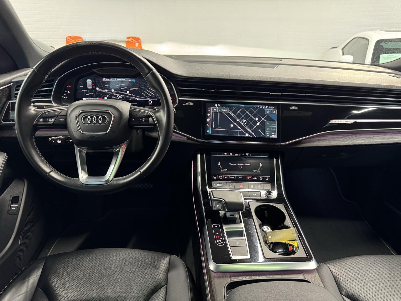 Audi Q8 Premium Plus 55 TFSI quattro 2022