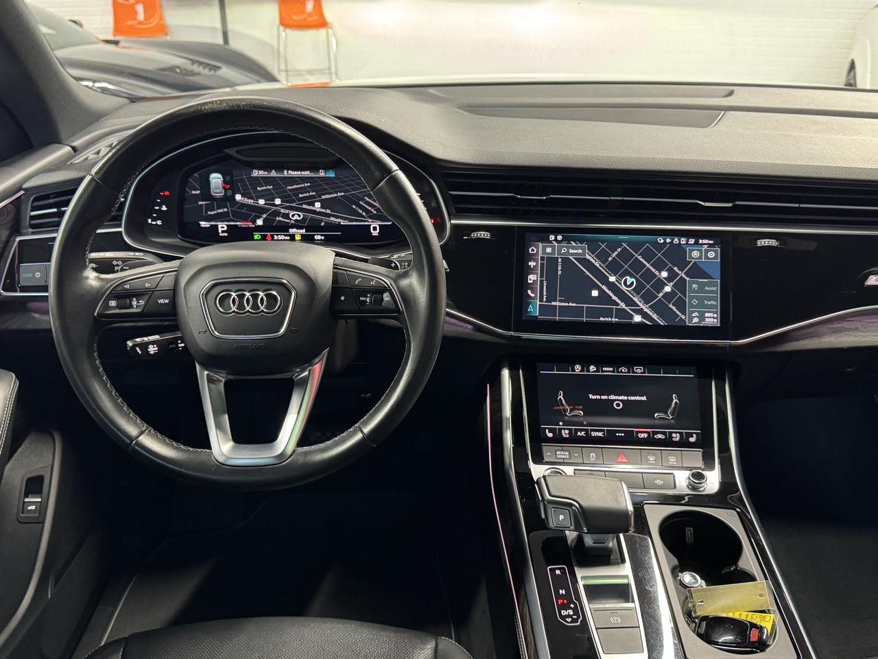 Audi Q8 Premium Plus 55 TFSI quattro 2022