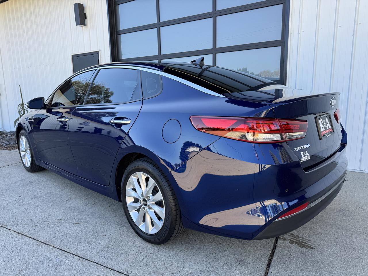 Kia Optima  2018