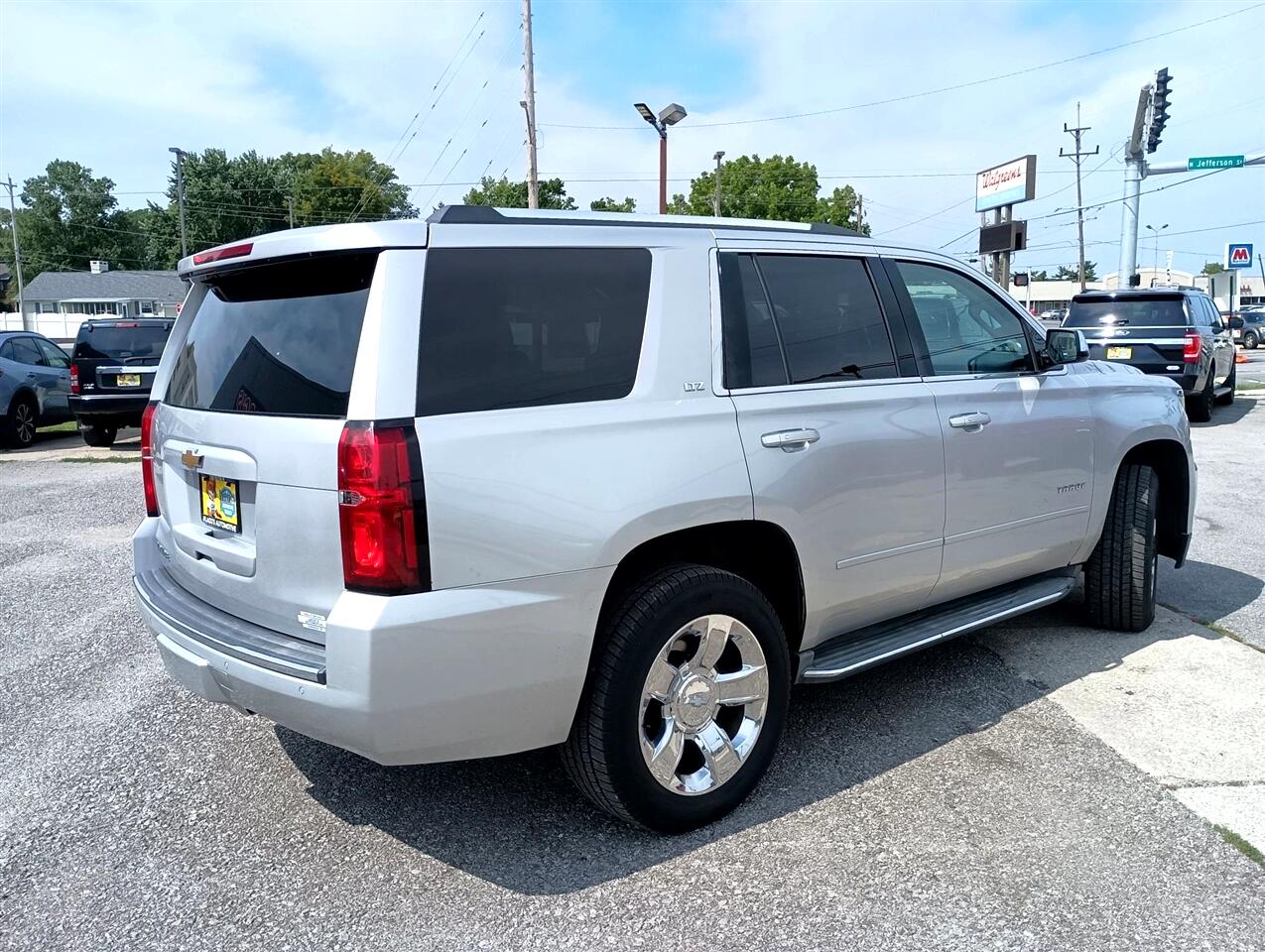 2015 Chevrolet Tahoe LTZ photo 2