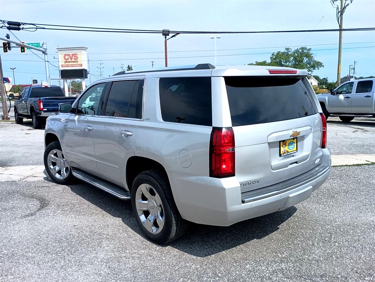 2015 Chevrolet Tahoe LTZ photo 3