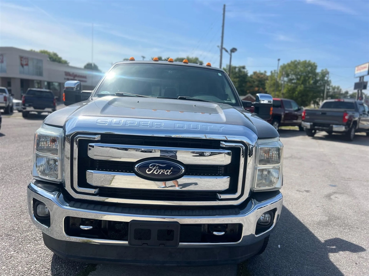 2011 Ford F-350 Lariat photo 2