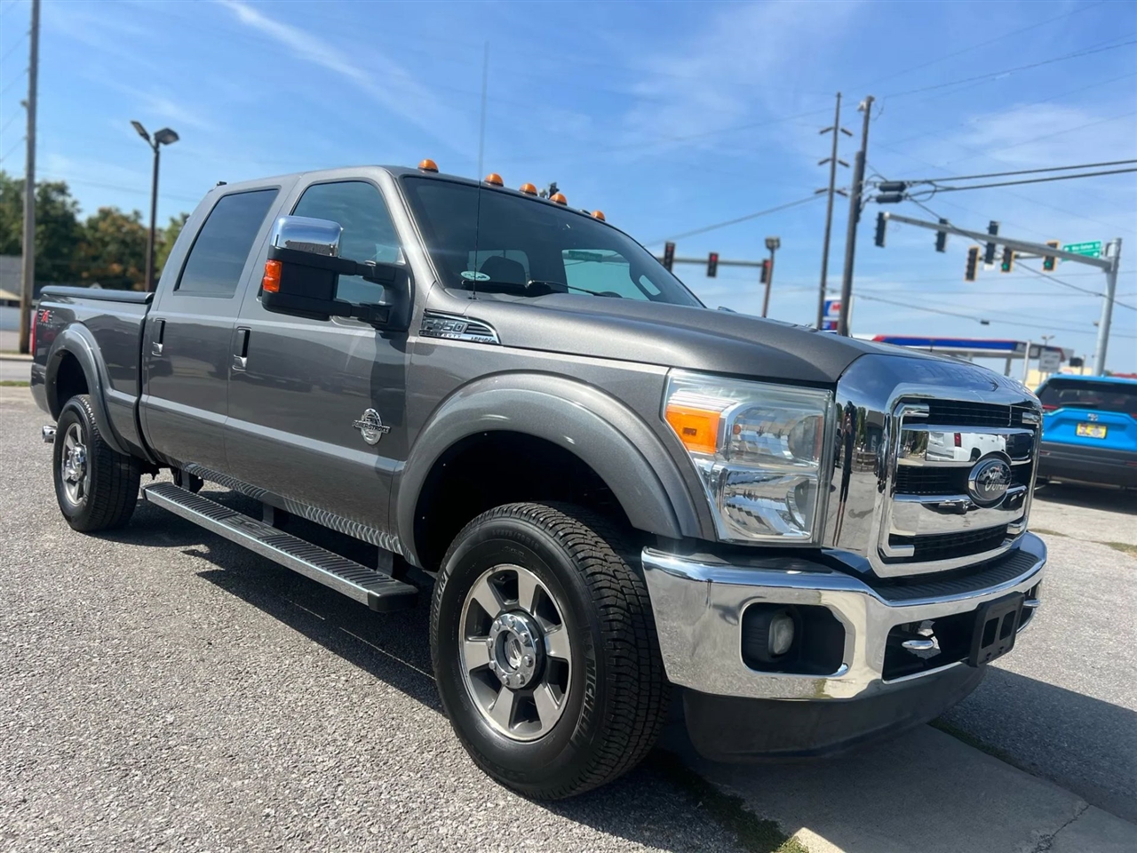 2011 Ford F-350 Lariat photo 3