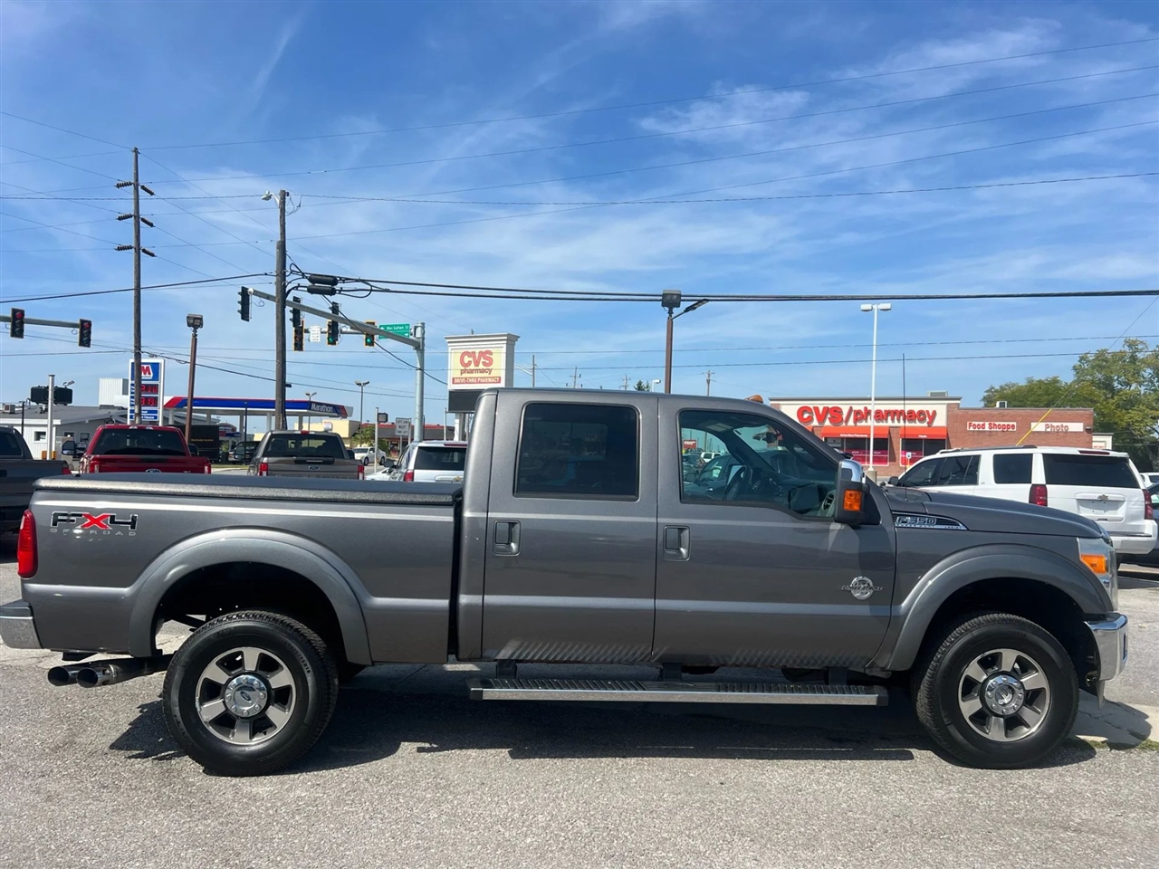 2011 Ford F-350 Lariat photo 4