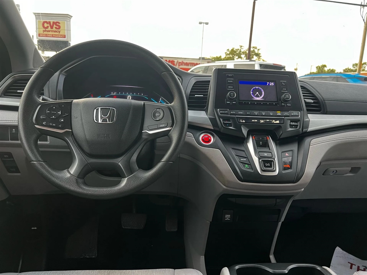 2019 Honda Odyssey LX photo 8