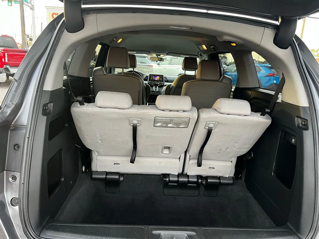 2019 Honda Odyssey LX photo 9