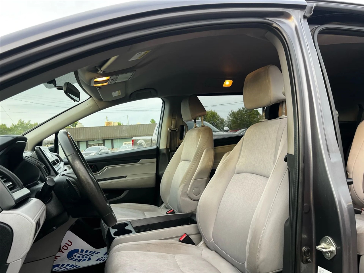 2019 Honda Odyssey LX photo 13