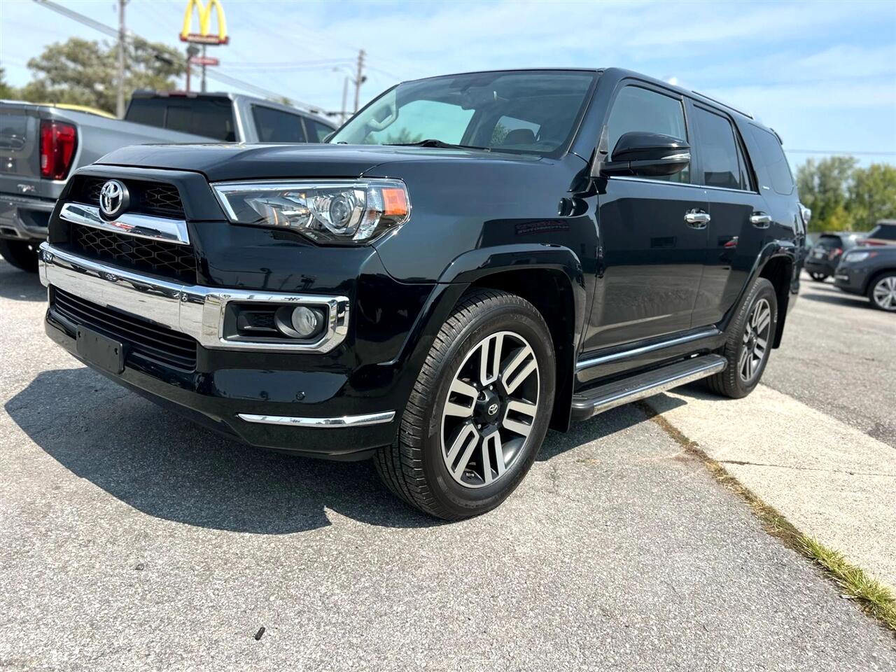 2016 Toyota 4Runner Limited Sport photo 4