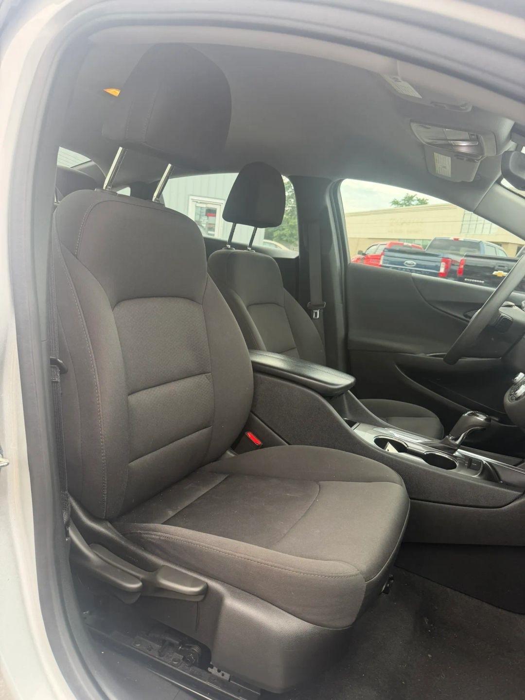 2020 Chevrolet Malibu 1LT - Photo 11