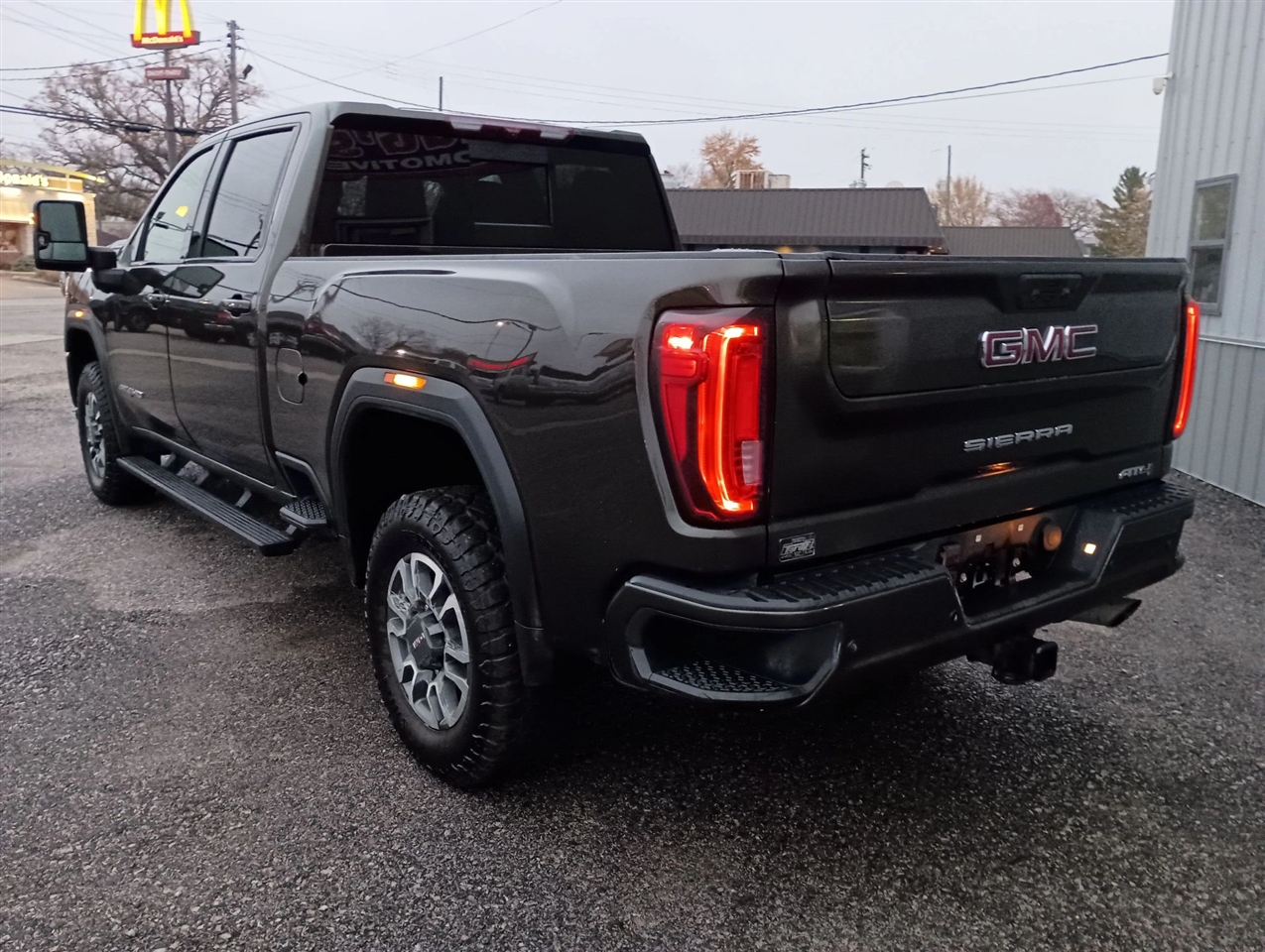 2022 Gmc Sierra HD AT4 photo 3