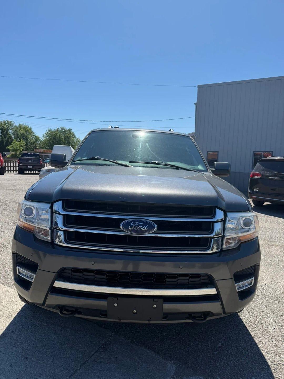 Ford Expedition  2017