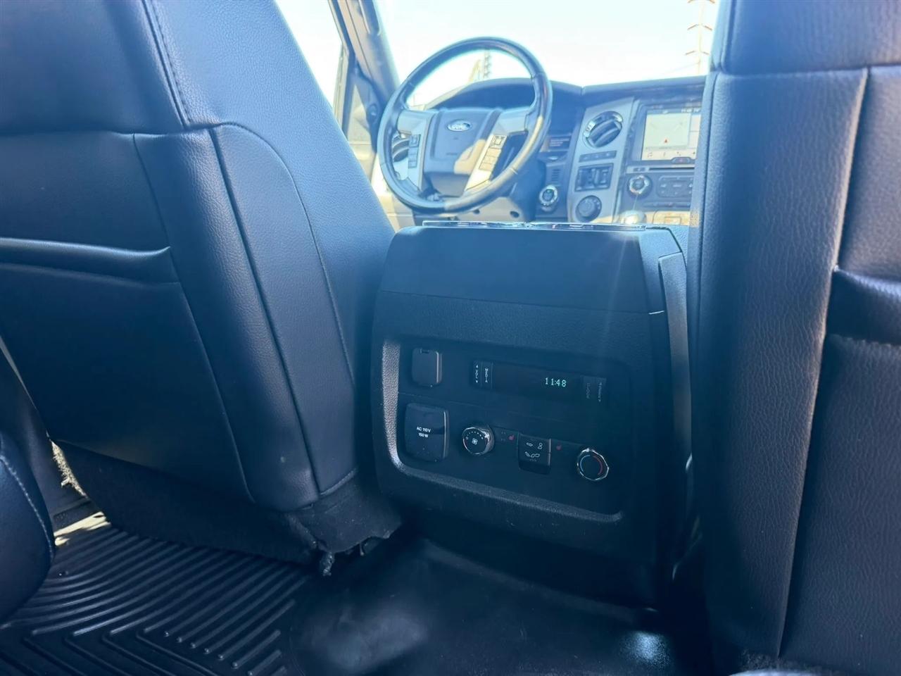 Ford Expedition  2017