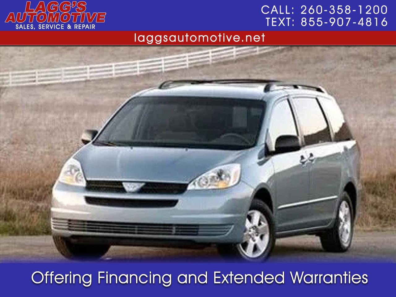2004 Toyota Sienna LE's photo