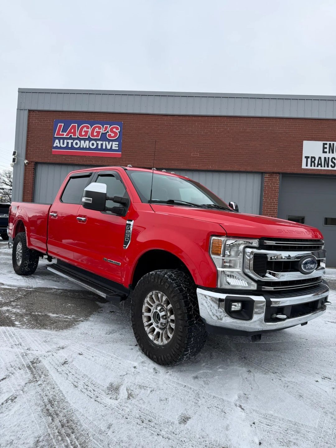 2021 Ford F-250 SD XLT Pickup 4D 8 ft