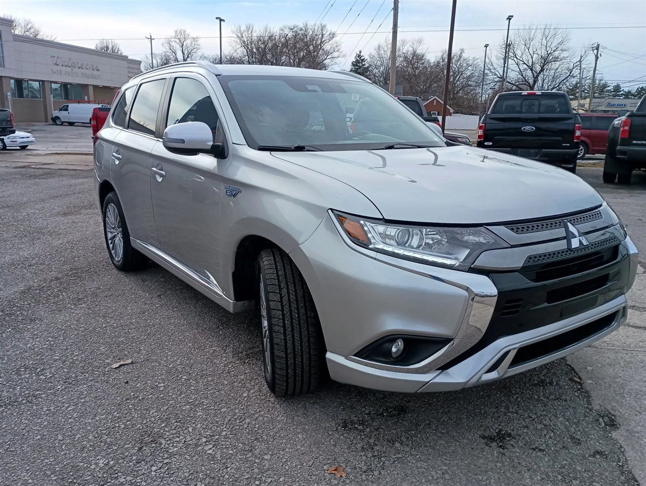 Mitsubishi Outlander PHEV  2022