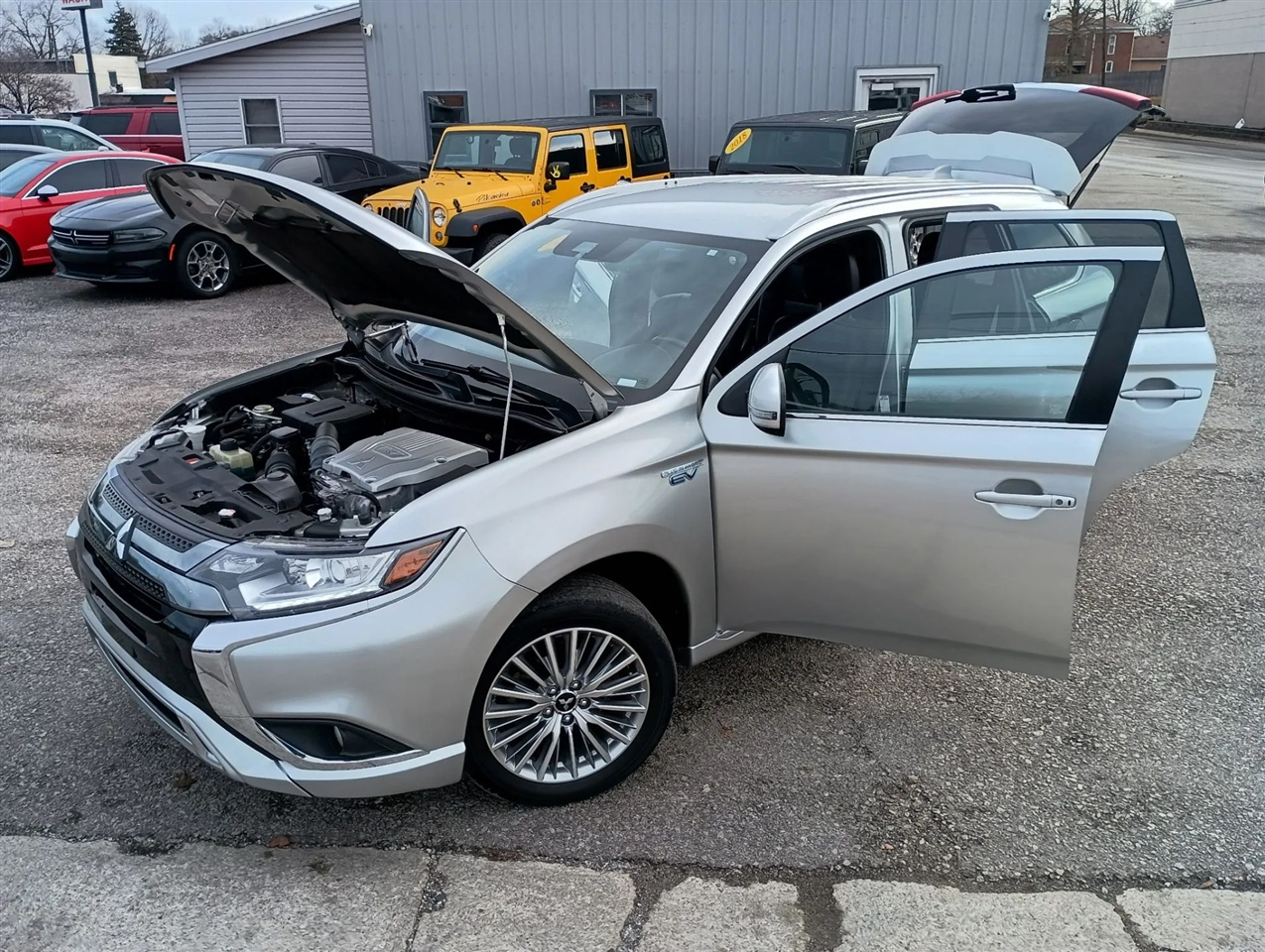 Mitsubishi Outlander PHEV  2022