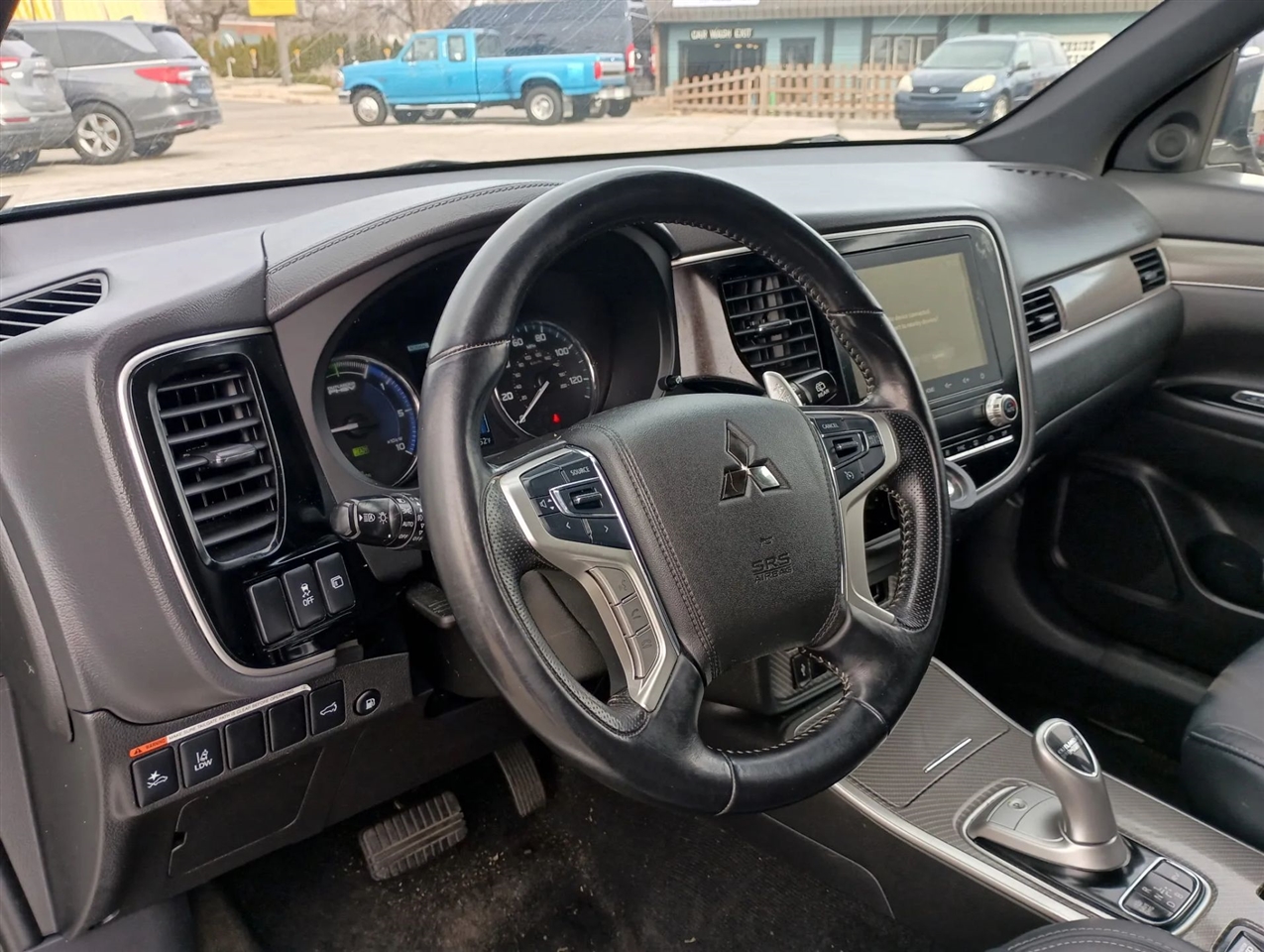 Mitsubishi Outlander PHEV  2022