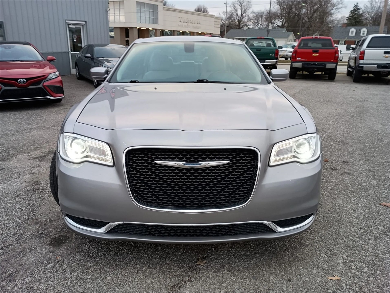 Chrysler 300  2017